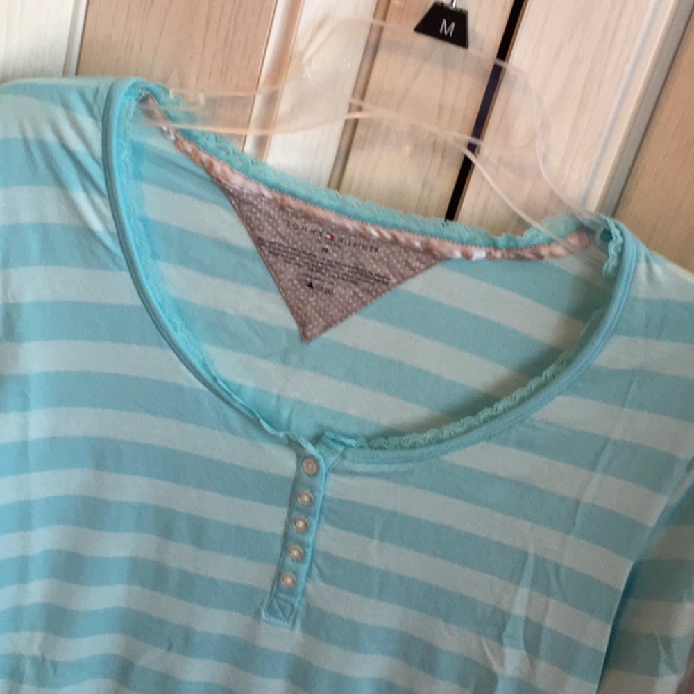 Vintage Tommy Hilfiger shirt blue strip
